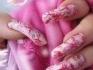 «Совмести шоппинг с маникюром. Открылся новый Nail Bar Strazik